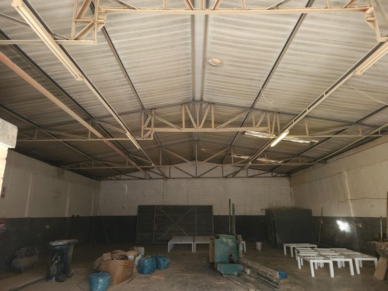 To Let commercial Property for Rent in Elsies River Industrial Western Cape